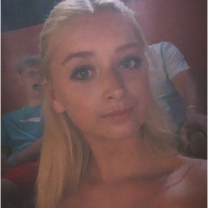 Meet your Posher, Victoria